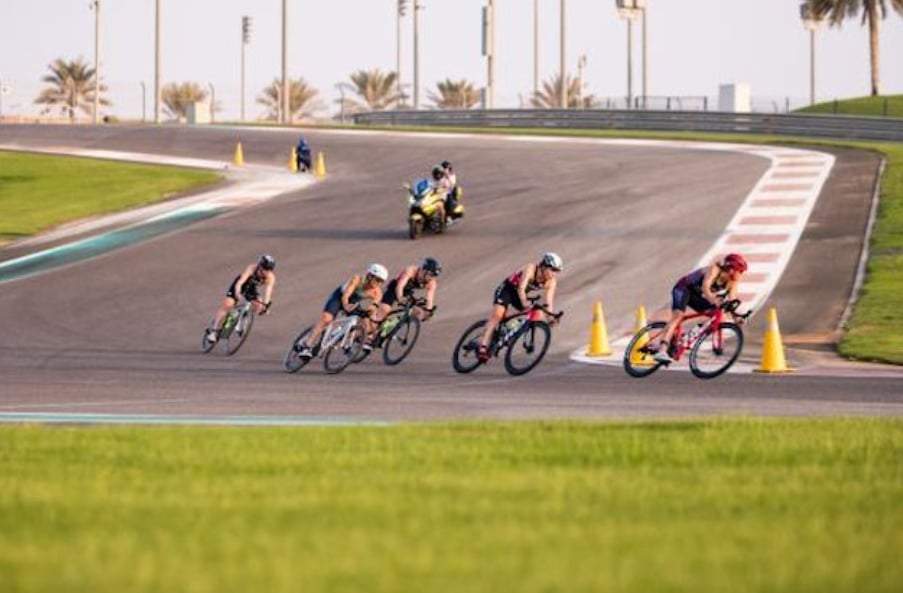 Image of the cycling segment of the Abu Dhabi WTCS
