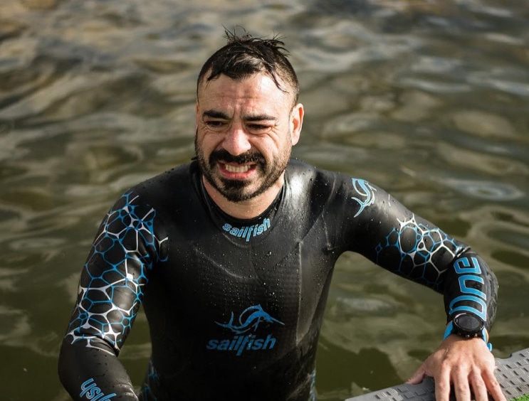 Valentí Sanjuan al acabar la natación del Ultraman