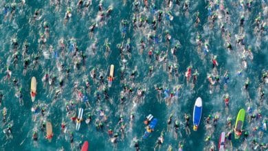 immagine aerea del nuoto a Kona