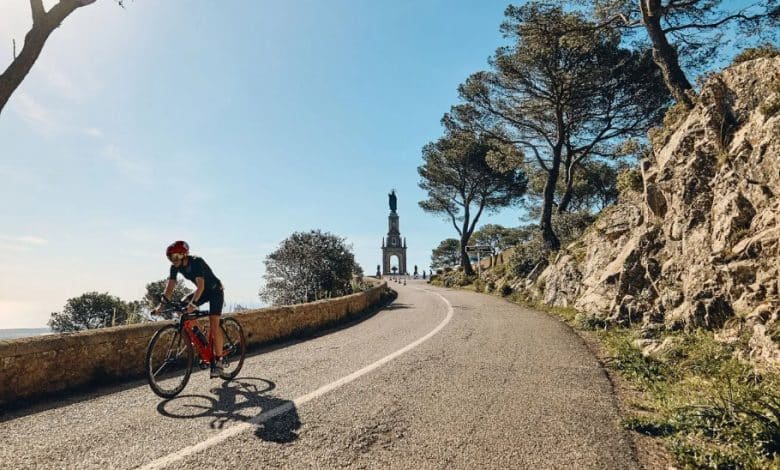 A triathlete in the Santuari de Sant Salvador