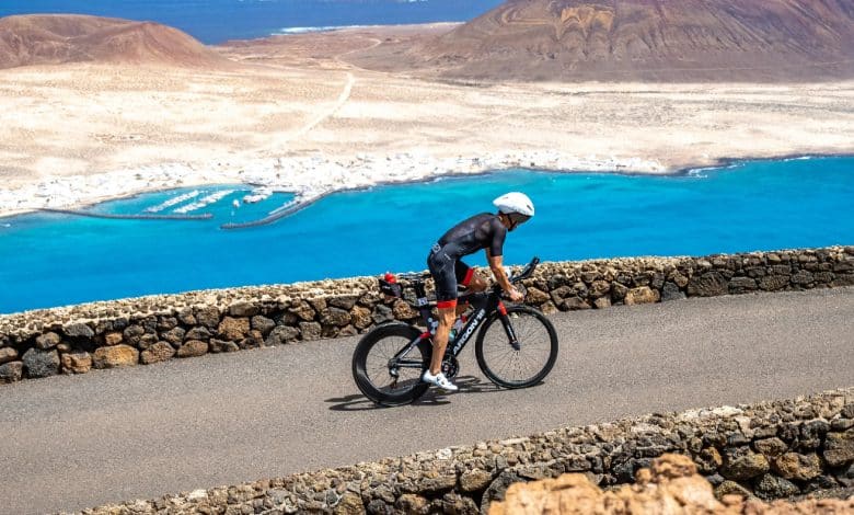 Image d'un triathlète dans l'IRONMAN Lanzarote