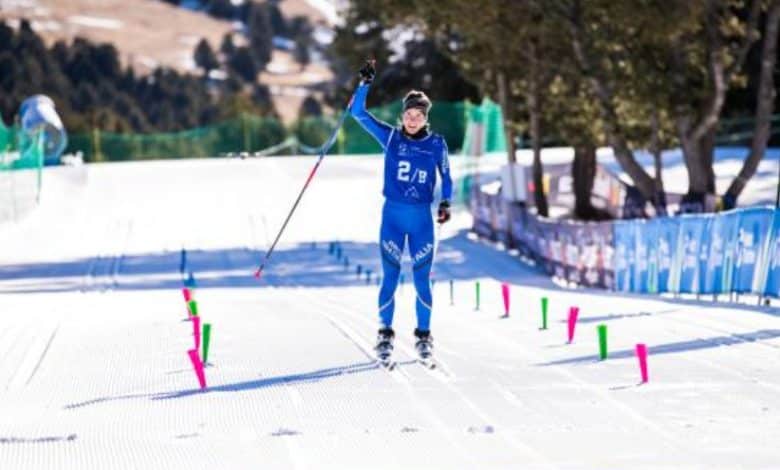 Sandra Mairhofer ganando un triatlón de invierno