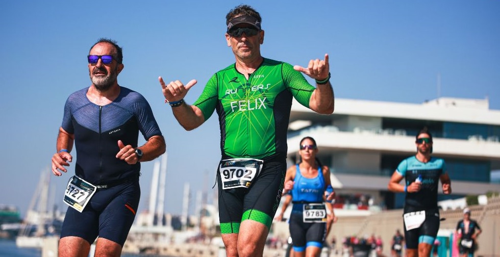 Imagen de un triatleta en el MTRI Alicante