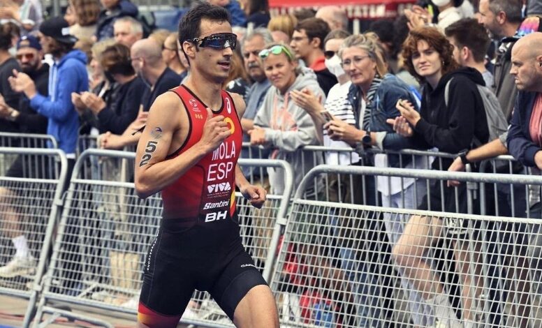 @worldtriathlon/ Mario Mola en compétition