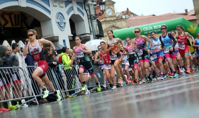 FETRI/ inizio di una prova di duathlon ad Avilés