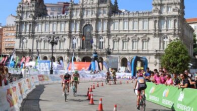 FETRI/ immagine di una gara di triathlon ad A Coruña