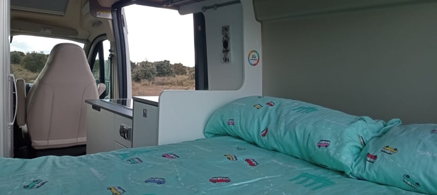 Image of the bed of a Camper