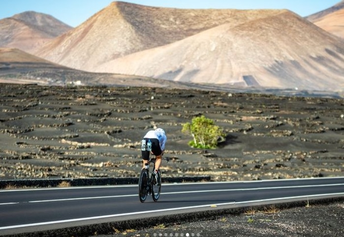 IRONMAN / image of a triathlete in Lanzarote
