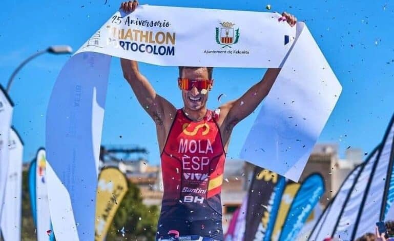 Instagram/ Mario Mola ganando en Portocolom