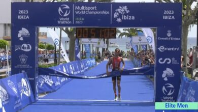 RTVE / Mario Mola entrando na linha de chegada da Copa do Mundo de Ibiza