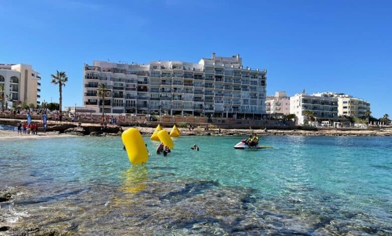 World Triathlon / Bild des Schwimmbereichs auf Ibiza