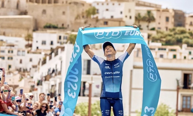 @jamesmitchell5/ Anne Haug ganando en Ibiza