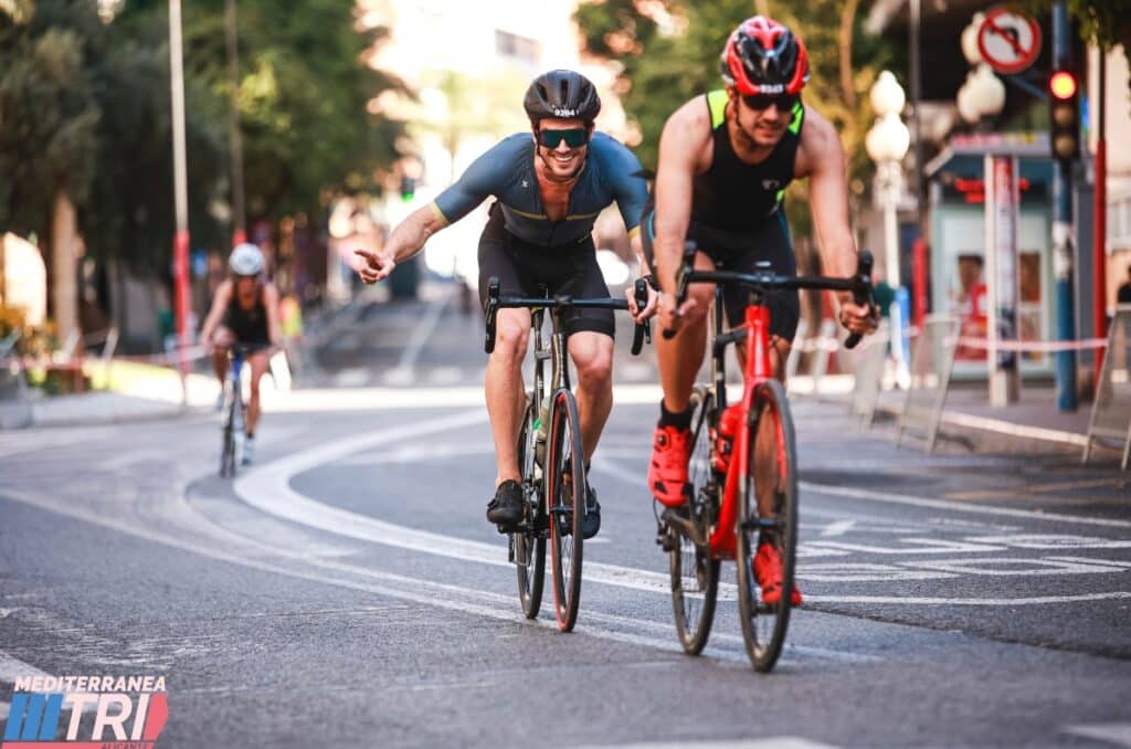 Triatletas en MTRI Alicante