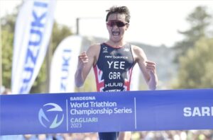 WorldTriathlon/ Alex Yee vince a Cagliari
