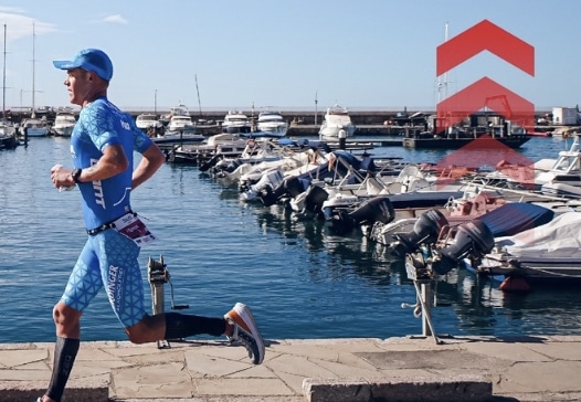 Instagram/Tom Davis running in Salou