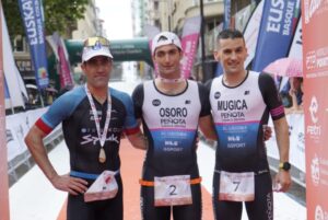 Pódium masculino del VI Half Gasteiz