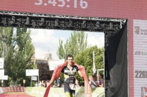 FETRI/ Fernando Zorilla ganando en Salamanca