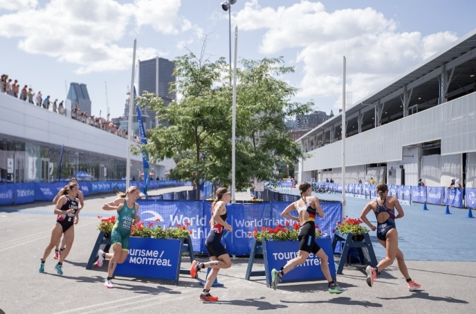 World Triathlon / imagen de triatletas en Montreal