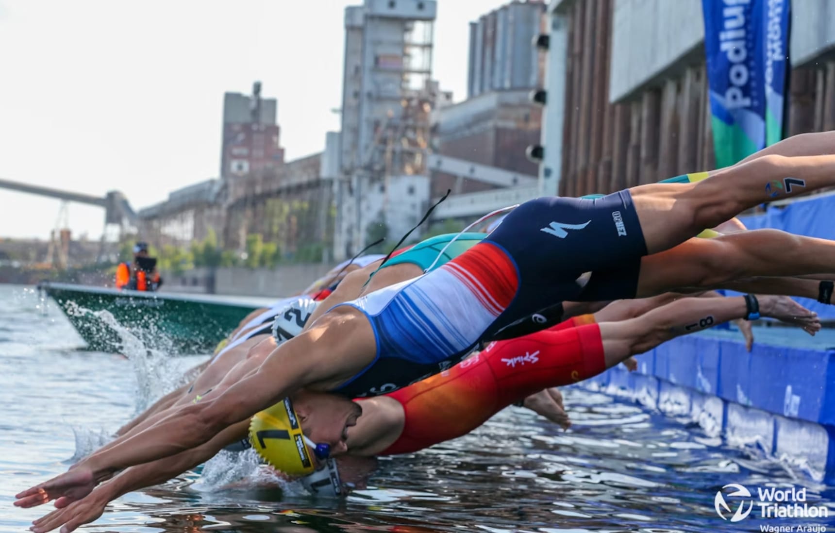 Worldtriathlon/ Salida de la prueba de las WTCS de Montreal