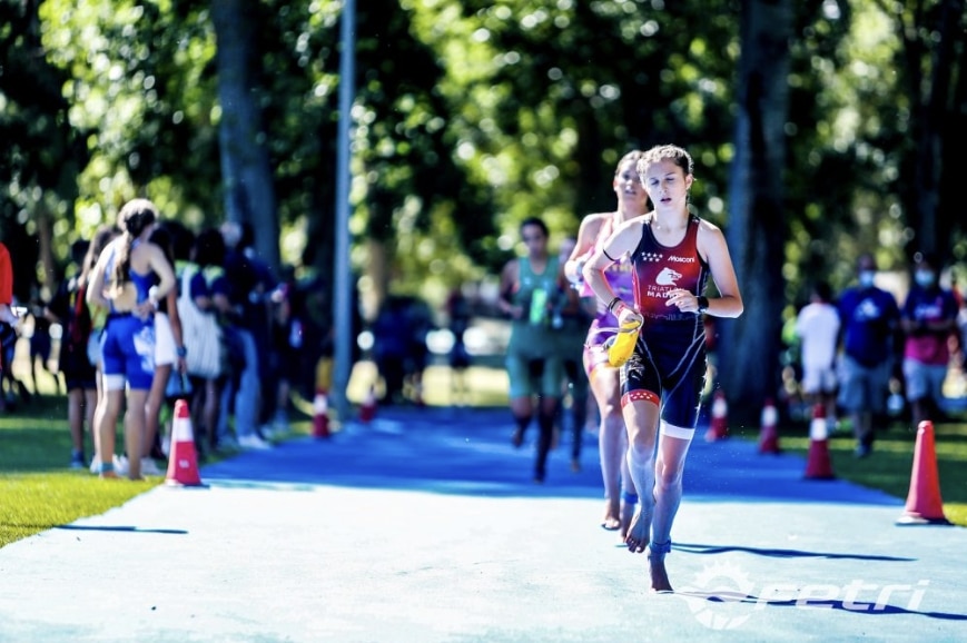 FETRI/ imagen de un triatlón por autonomías