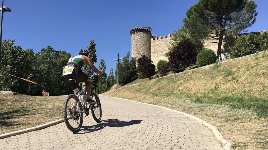 FETRI/ imagen de un triatleta en Almazán