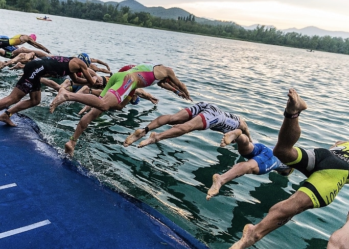 FETRI/ salida de una competición en Banyoles