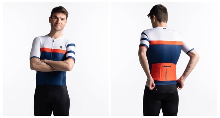 Por detrás el Maillot Kross Intour de INVERSE