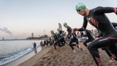 Image du départ d'un triathlon à Barcelone