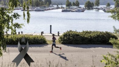 IM/ un triathlète courant à Lathi