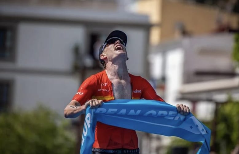 @professionaltriathletesorg/ Max Neumann en Ibiza
