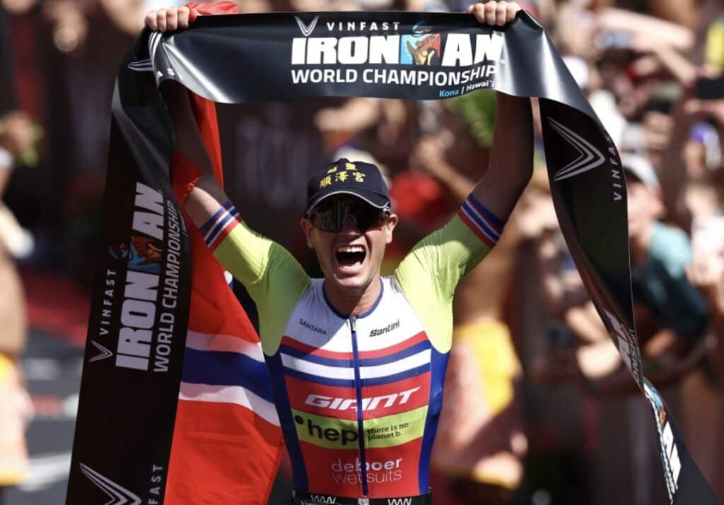 IRONMAN/ Gustav Iden ganando en Kona