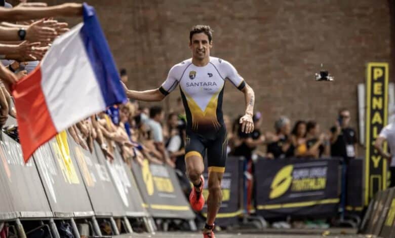 Leo Bergere vencendo a Super League Triathlon Toulouse