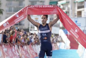 FETRI/ David Cantero ganando el nacional en Äguilas