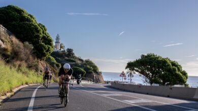 @Carles_Iturbe/ immagine del ciclismo all'IRONMAN Barcelona