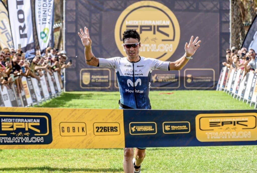 Noya ganando en el Epic Triathlon