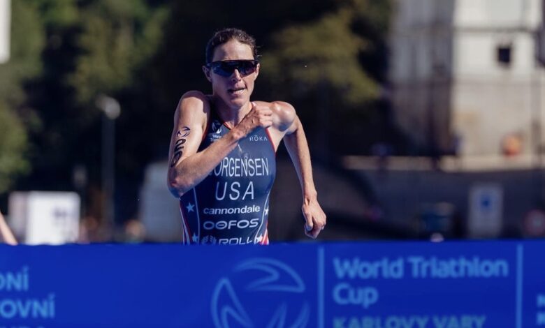 @benlumleyphoto/ Jorgense en compétition mondiale de triathlon