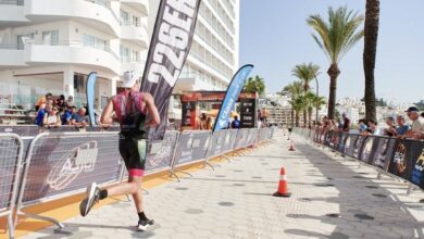 Instagram/Bild eines Triathleten, der beim Ibiza Half Triathlon läuft