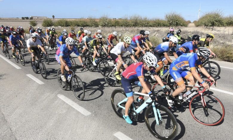 Cycling start of the Doñana Challenge 2023