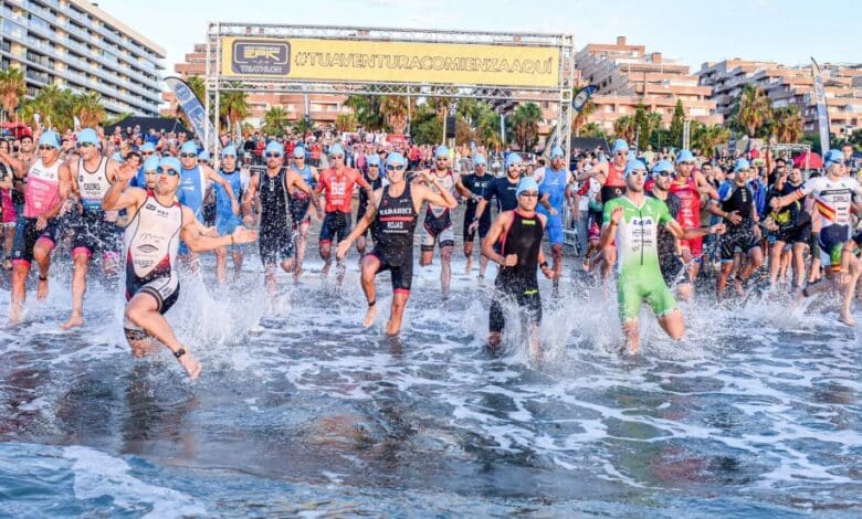 Image of the start of the Epic Triathlon