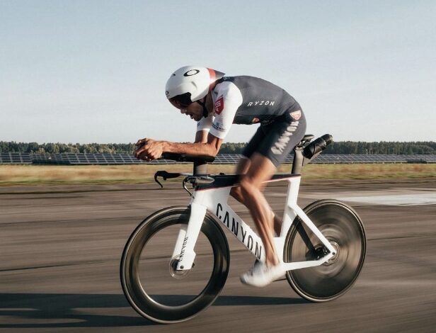 Instagram/ Jan Frodeno em sua bicicleta