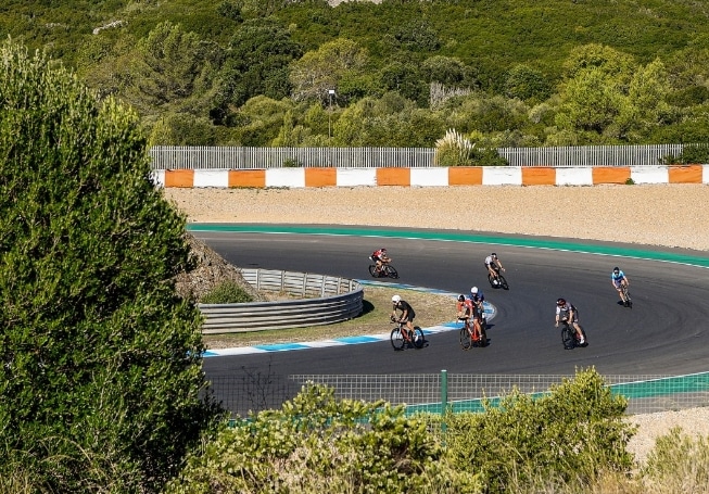 Immagine dell'IRONMAN Portugal sul circuito di Estoril F1