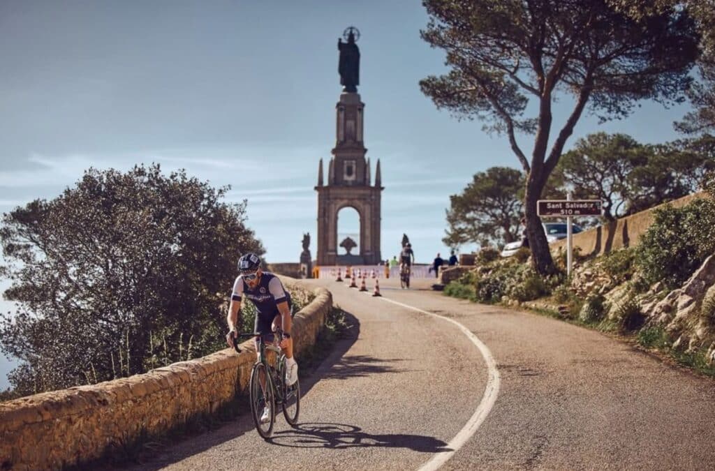 @jamesmitchell5/ Imagen de San Salvador en Mallorca
