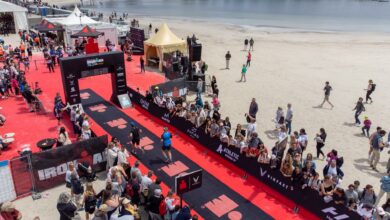 IRONMAN/ image de la ligne d'arrivée de l'IRONMAN 70.3 Majorque