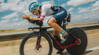 @nievasphoto/ una triatleta en el Triatlón de Fromista