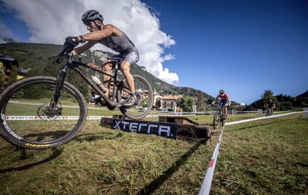 Xterra/ Triatletas en el XTERRA World Championship
