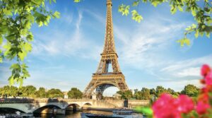 Canva/imagen de l Torre Eiffel