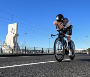 Instagram/ Un triatleta en el ciclismo del IRONMAN Portugal