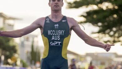 Worldtriathlon/ Callun McClusky winning in Napier