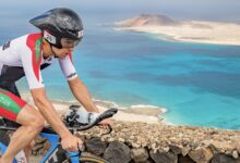 Ironman/ein Triathlet im Radsport beim IRONMAN Lanzarote