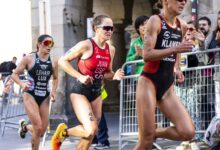 FETRI/ triatletas corriendo en prueba ITU